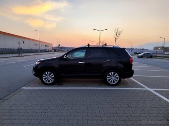 Kia Sorento 2.2CRDi 4x4 A/T - 2