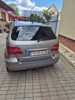 Mercedes-Benz B 180 - 2