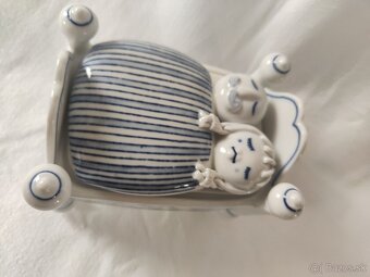 Porcelánová dóza na bonbóny,cibulák, Dubí, limitka - 2