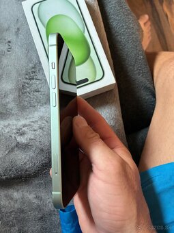 iPhone 15 128GB - 2