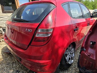 Hyundai i30 1.4i 2007 náhradné diely - 2