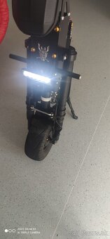 Predám monštrum elektrokolobežku na 13"kolesách - 2