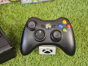 Xbox 360 Slim, 1 ovládač, kinect, 3 pohybové hry - 2