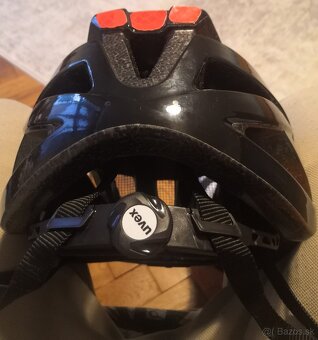 Predám cyklistickú prilbu UVEX i-vo - 2