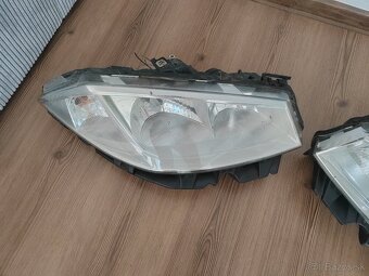 Renault Megane 2 predné svetlá - 2