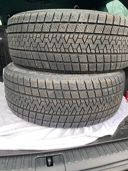 NOVÉ -235/45 r20 100V XL  Zimné Gripmax - 2