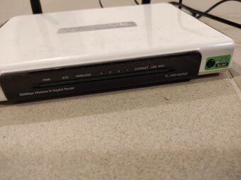 router TP-LINK WR1042ND - 2