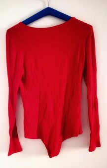 dámske zavinovacie body červenej farby (NOVÉ) vel. L - 2