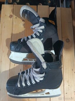 Predám kvalitné detské korčule bauer Supreme - 2