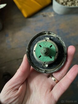 Víčko na nádrž Bmw e39 - 2