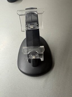 Stojan na PlayStation joystik - 2