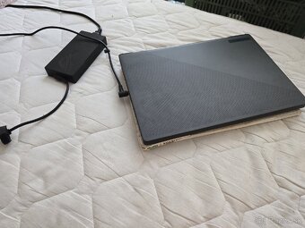 Asus ROG Zephyrus G16 (2023) RTX 4070 - 2