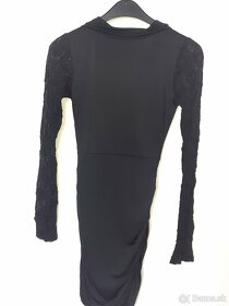 La Pierre šaty s čipkovaným rukávom - 2