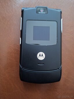 Motorola v3 - 2