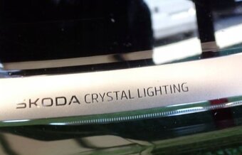 skoda superb svetlo full led 2023+ - 2