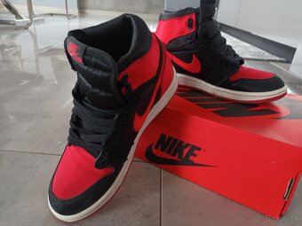 Jordan 1 High OG satin Bred - 2