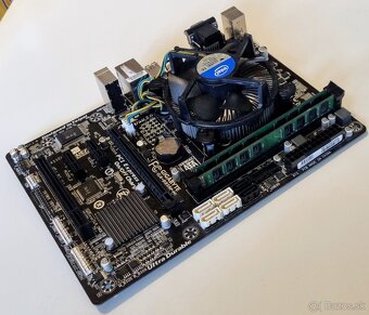 Gigabyte GA-B85M-HD3 + I5 4440 + 16 GB DDR3 - 2