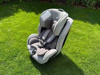 Predám autosedačku JOIE Stages grey flannel 0 – 25 kg - 2
