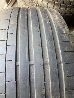 285/40R22 letne - 2