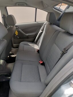 Škoda octavia 1,6 benzin - 2