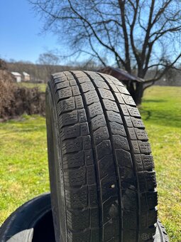 215/65 R15 C - 2