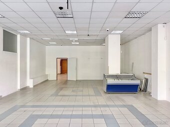 Na prenájom obchodné priestory Necpaly, 135 m2, Prievidza - 2