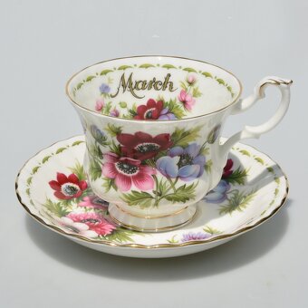 Royal Albert -Nádherný porcelánový dvojset šálka + tanierik - 2