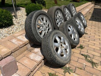Predám celoročné pneumatiky 185/60 R15 84T - 2