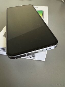 Samsung Galaxy A56 256GB, Čierny - 2