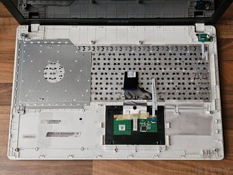 Asus X551C - nefunkcny na diely - 2