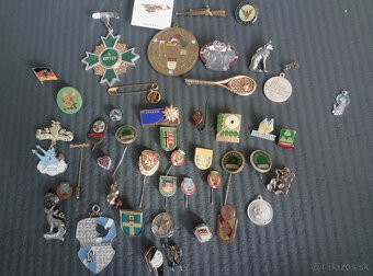 odznaky,prívesky - 2