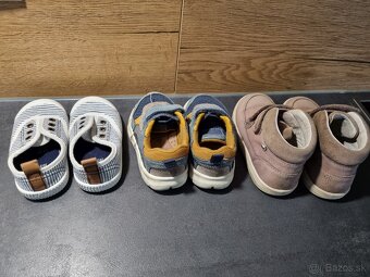 Tenisky rozne velkosti a znacky - 2