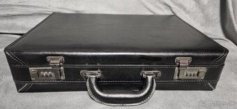 Diplomaticky kufrík - 2
