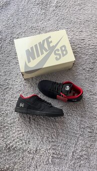 Nike SB Dunk Low Supreme 94 Black - 2