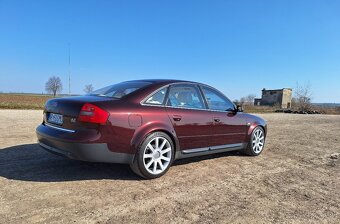 Audi A6 4.2 benzín - 2