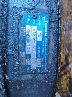 Hydraulický drapak  na drevo - 2