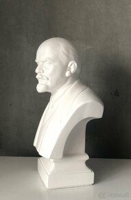 Lenin busta - 2
