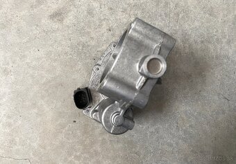 škrtiaca klapka Opel 55567728 1,7 cdti - 2