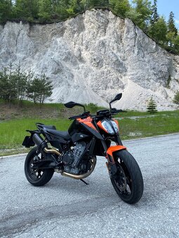 KTM Duke 890 - 2