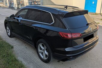 Volkswagen Touareg 3.0TDi R-line 4Motion TipTronic - 2