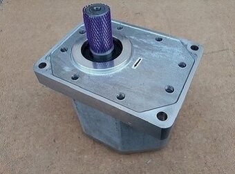 Čerpadlo hydraulické na LKT, stolitrové - 2