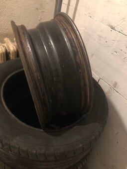Predám 4ks 5x100 r15 plechových diskov - 2