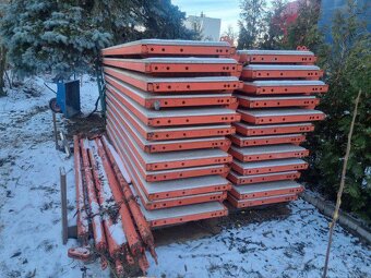 Stĺpove / stienove debnenie Peri Quattro - 2