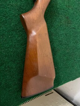 Juhoslovanská vzduchovka zastava cerveni - 2