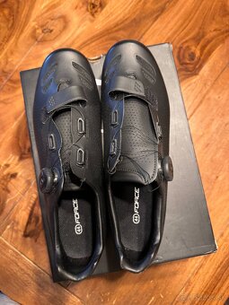 2 páry cyklistických tretier – spolu 100 € - 2