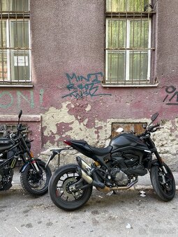 Ducati Monster Plus 937 - 2