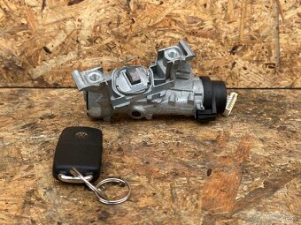 VW Golf 6 spínacia skrinka (spinačka)  1K0 905 851 B - 2