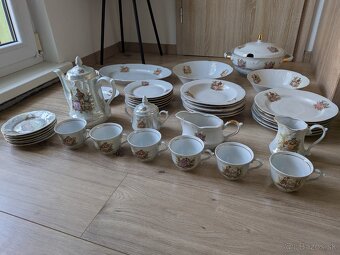 Predám veľkú porcelánovú sadu - 2