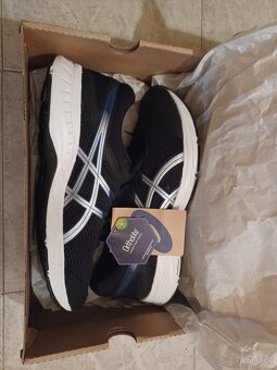 Botasky Asics vel. 43,5 / 27,5 cm - 2