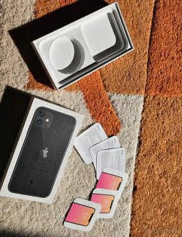 iPhone 11 64gb original krabica box - 2